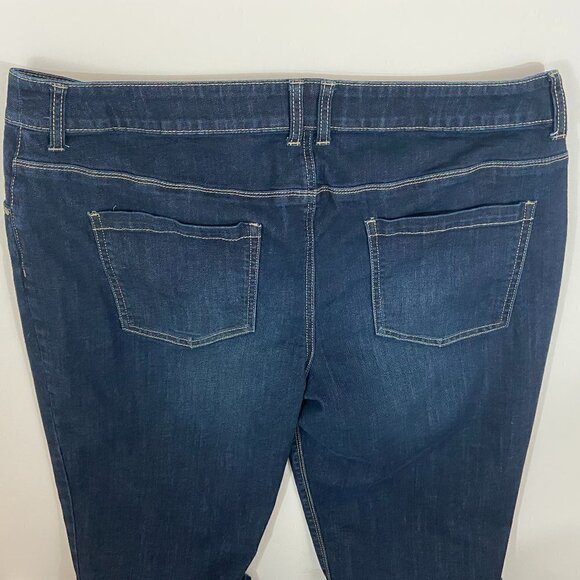 Chicos Platinum Jeans Women's Size 38 (38 x 27) Dark Wash Straight Leg - Picture 8 of 10